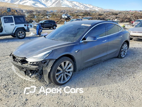 Tesla Model 3 2020 - Zdjęcie 1 z 13