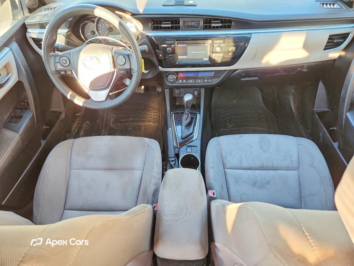 Toyota Corolla 2015