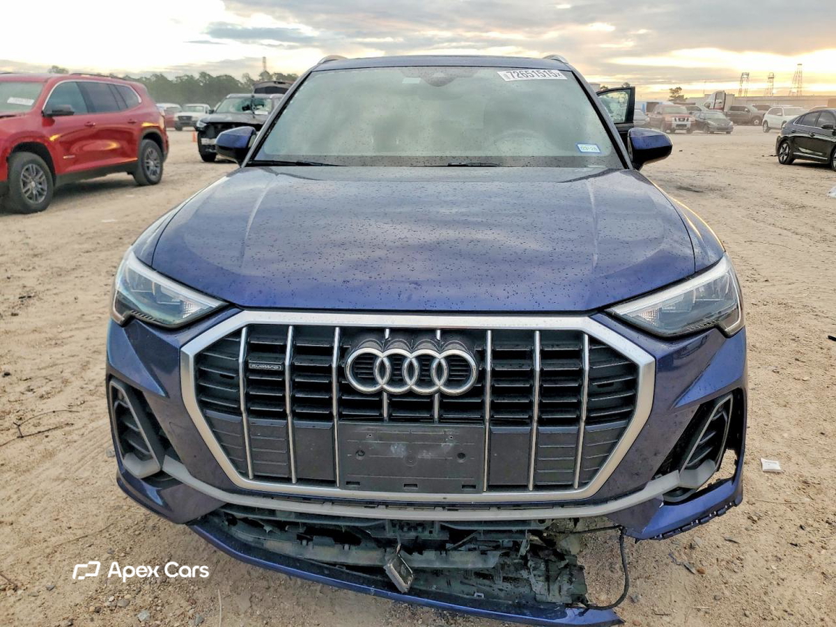 Audi Q3 2021