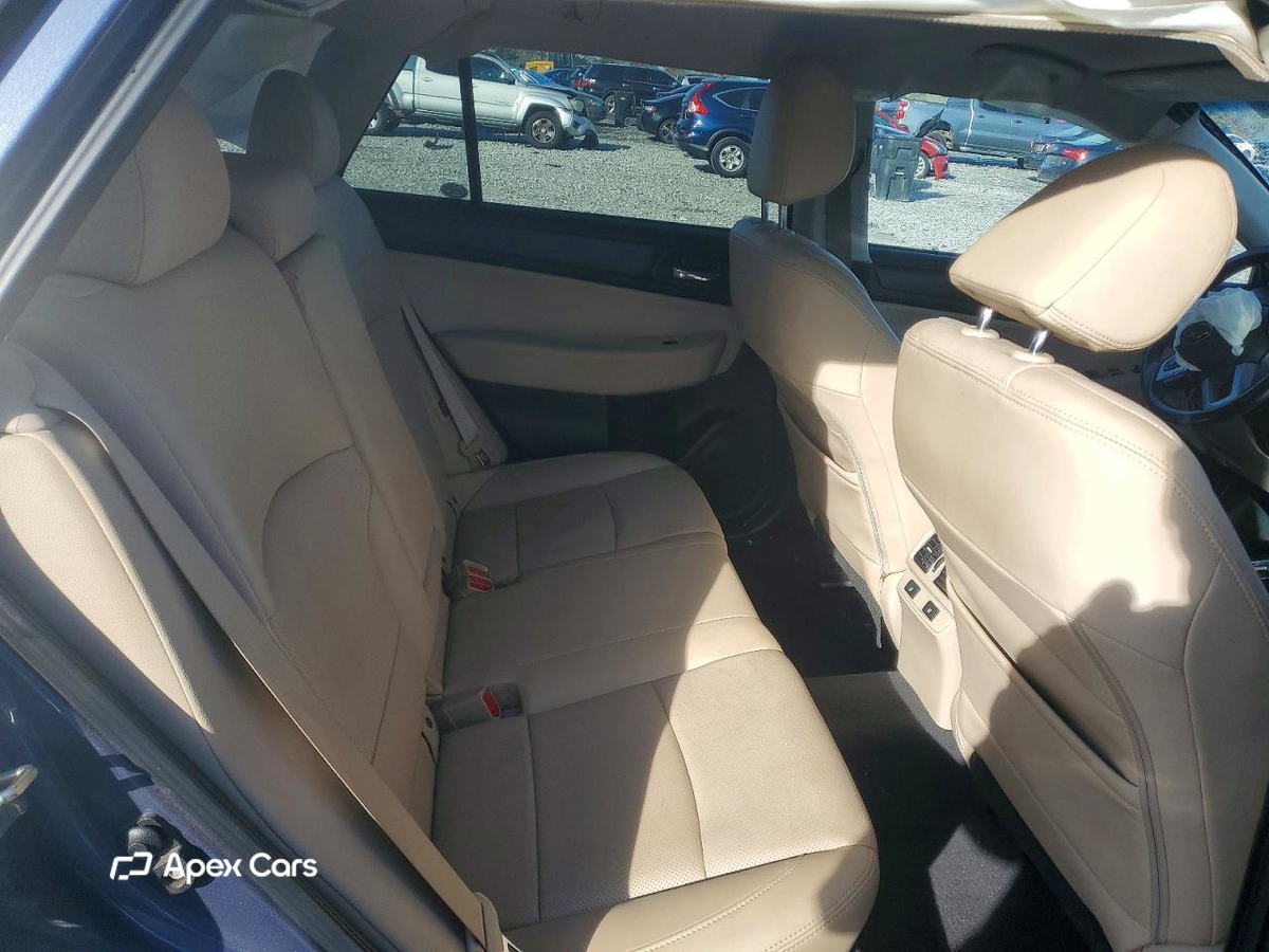 Subaru Outback 2016