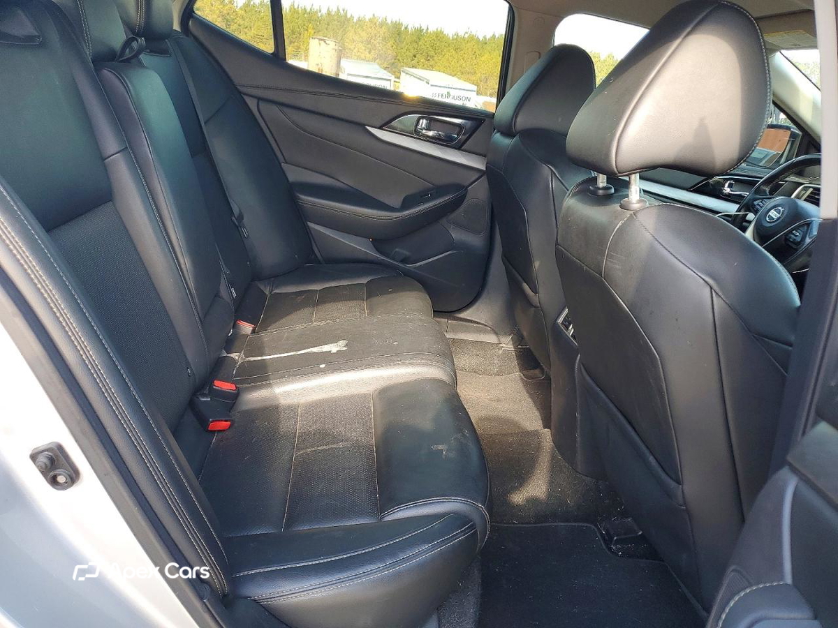 Nissan Maxima 2018