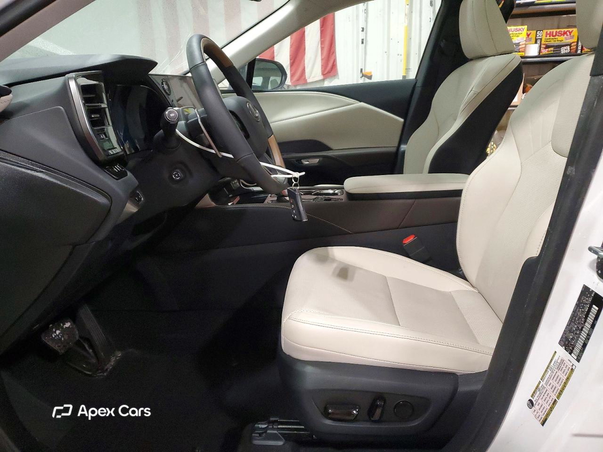 Lexus RX 2025