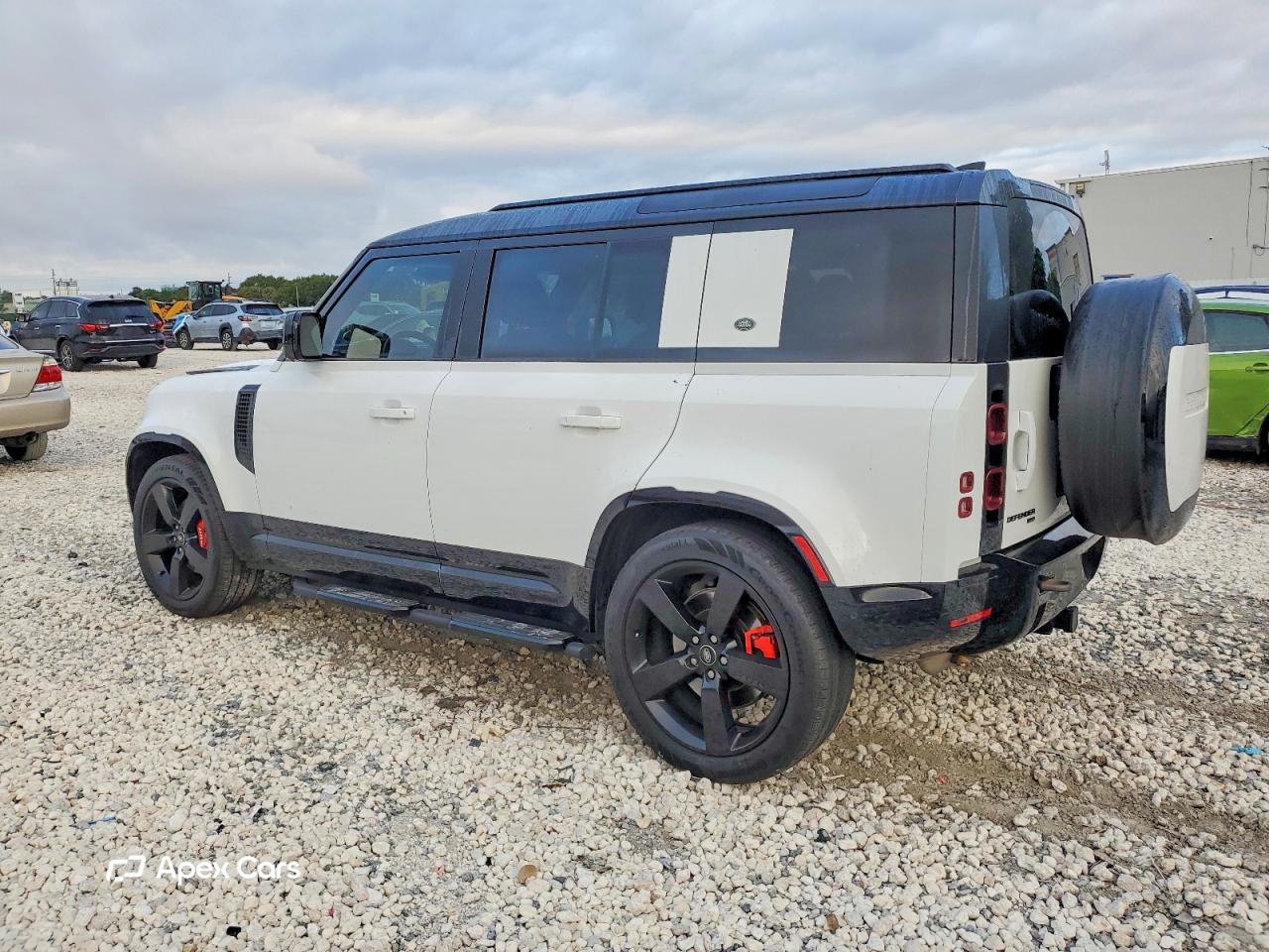 Land Rover Defender 2023