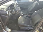 Nissan Versa 2020