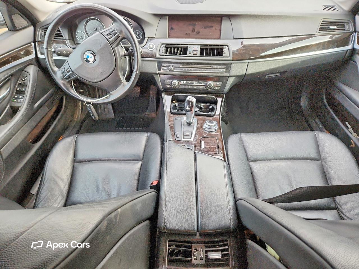 BMW Series 5 2011