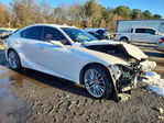 Lexus IS 2022