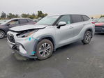 Toyota Highlander 2021