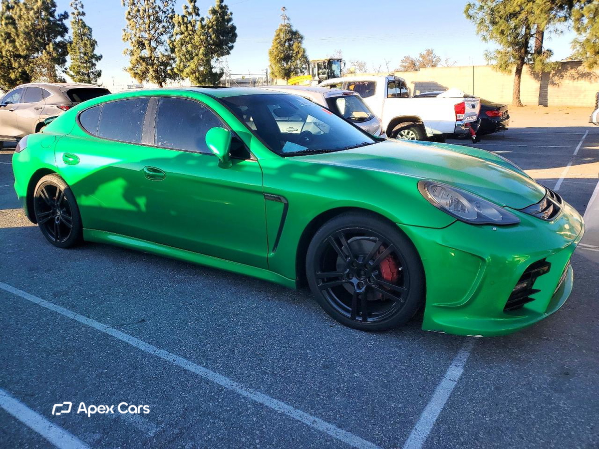 Porsche Panamera 2012
