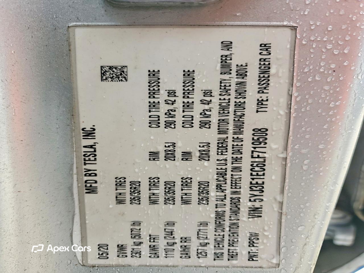Tesla Model 3 2020