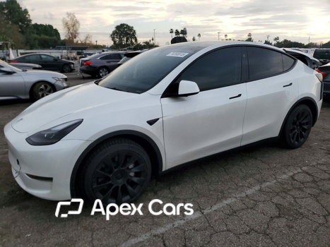 Tesla Model Y 2024 - Image 1 of 14