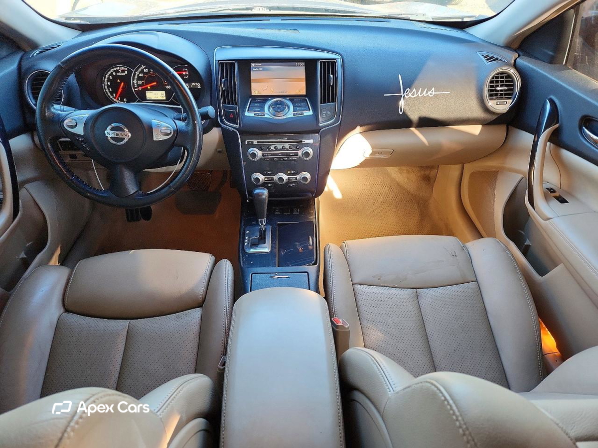 Nissan Maxima 2014