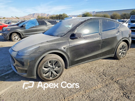 Tesla Model Y 2023 - Image 1 of 13