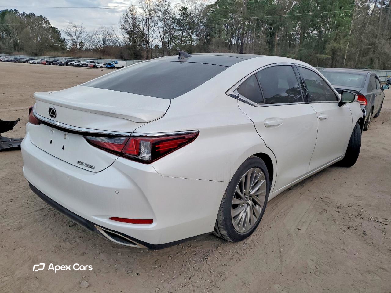 Lexus ES 2022