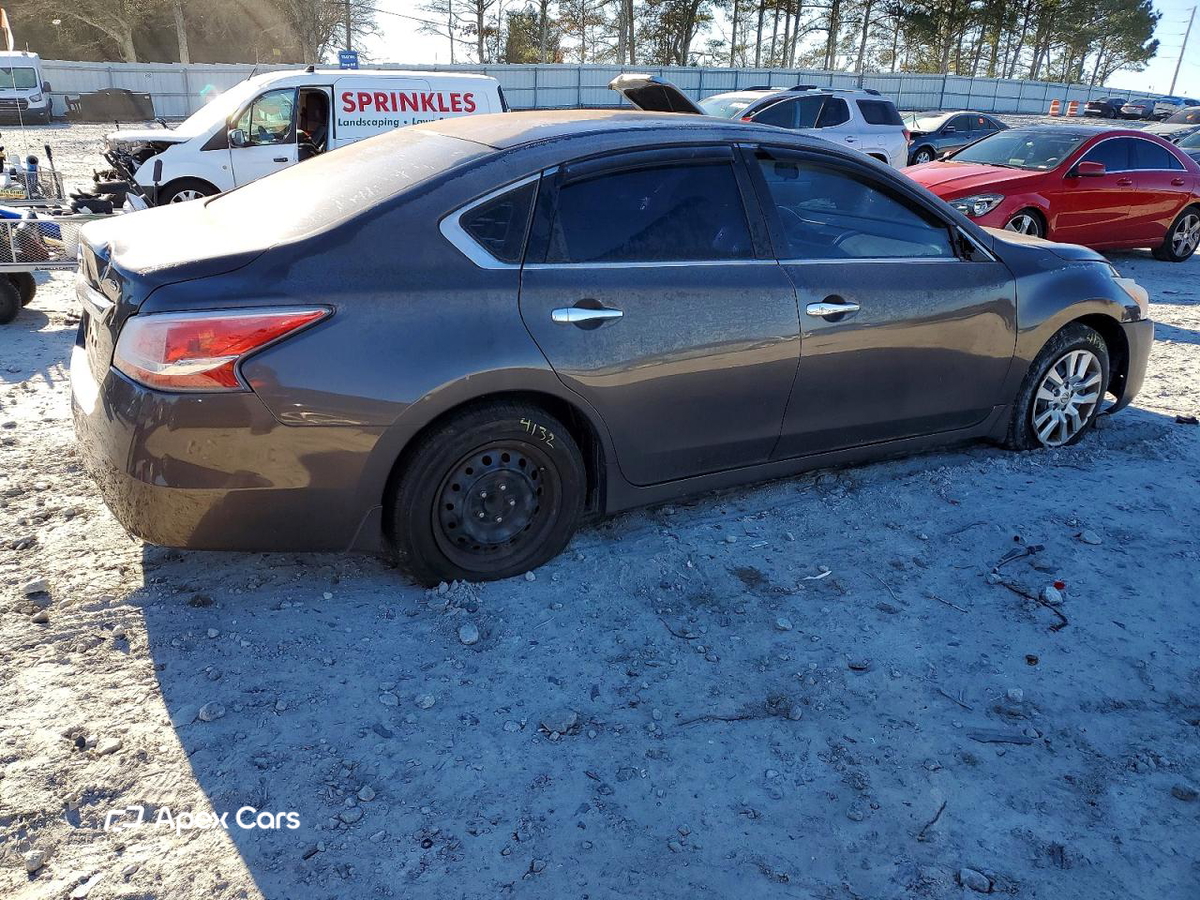 Nissan Altima 2015