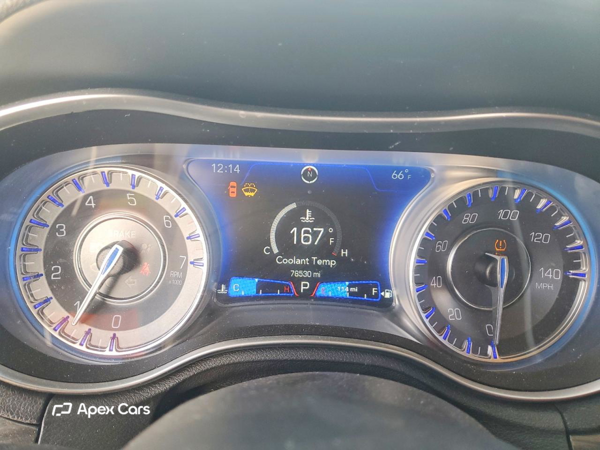 Chrysler 300 2021