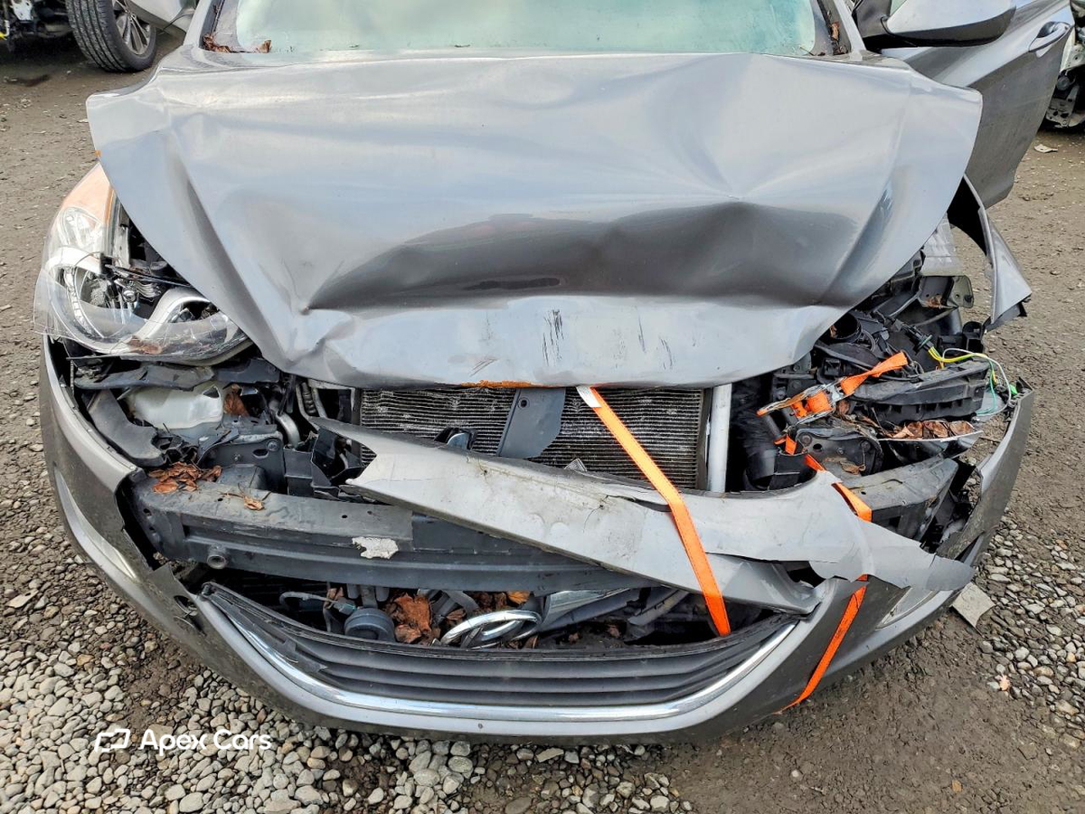Hyundai Elantra 2013