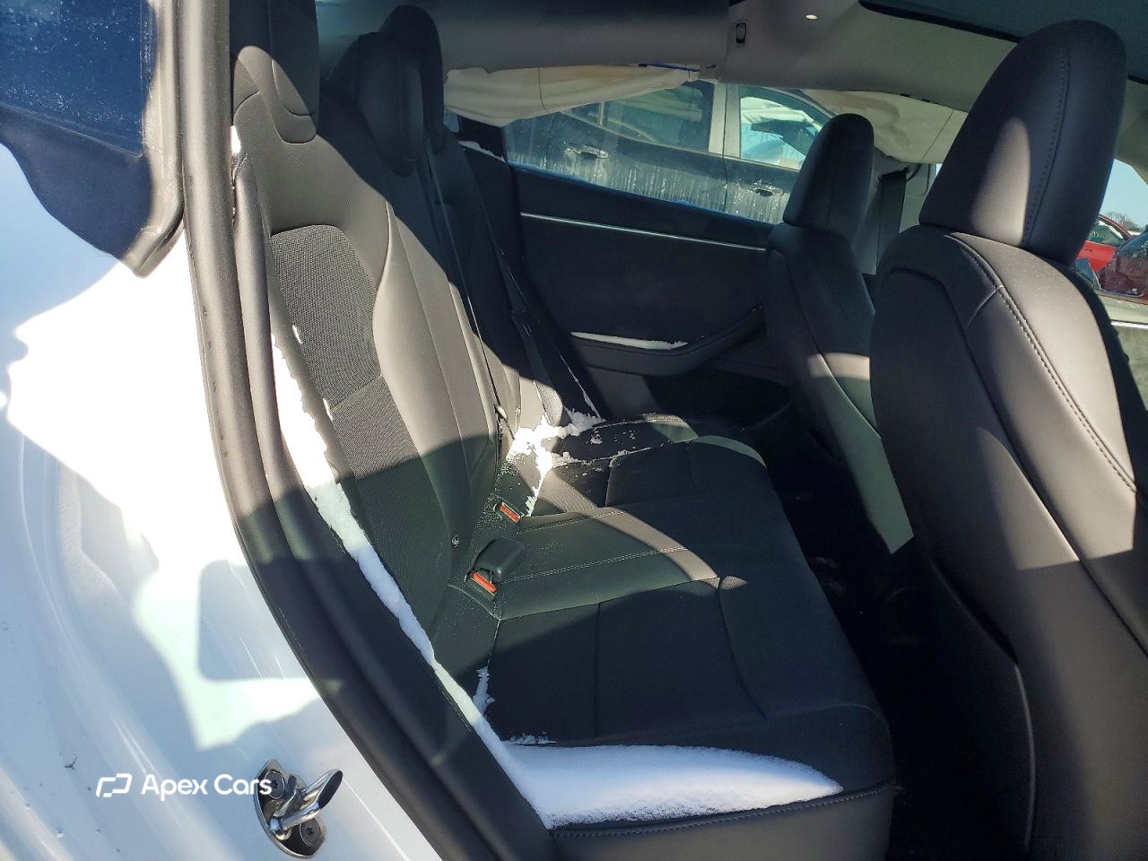 Tesla Model 3 2024