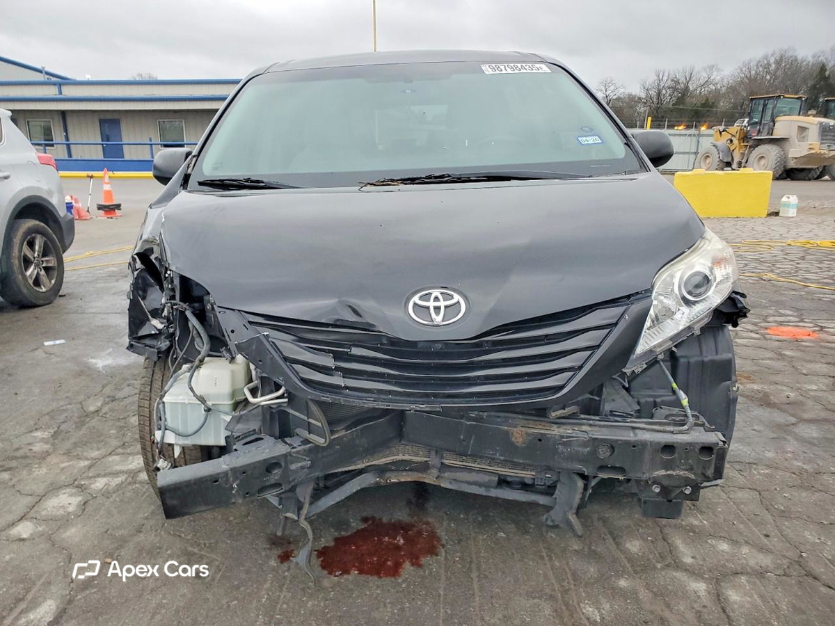 Toyota Sienna 2017
