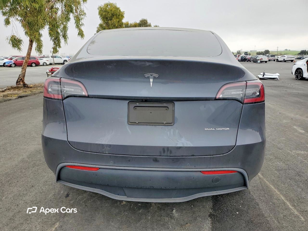 Tesla Model Y 2020