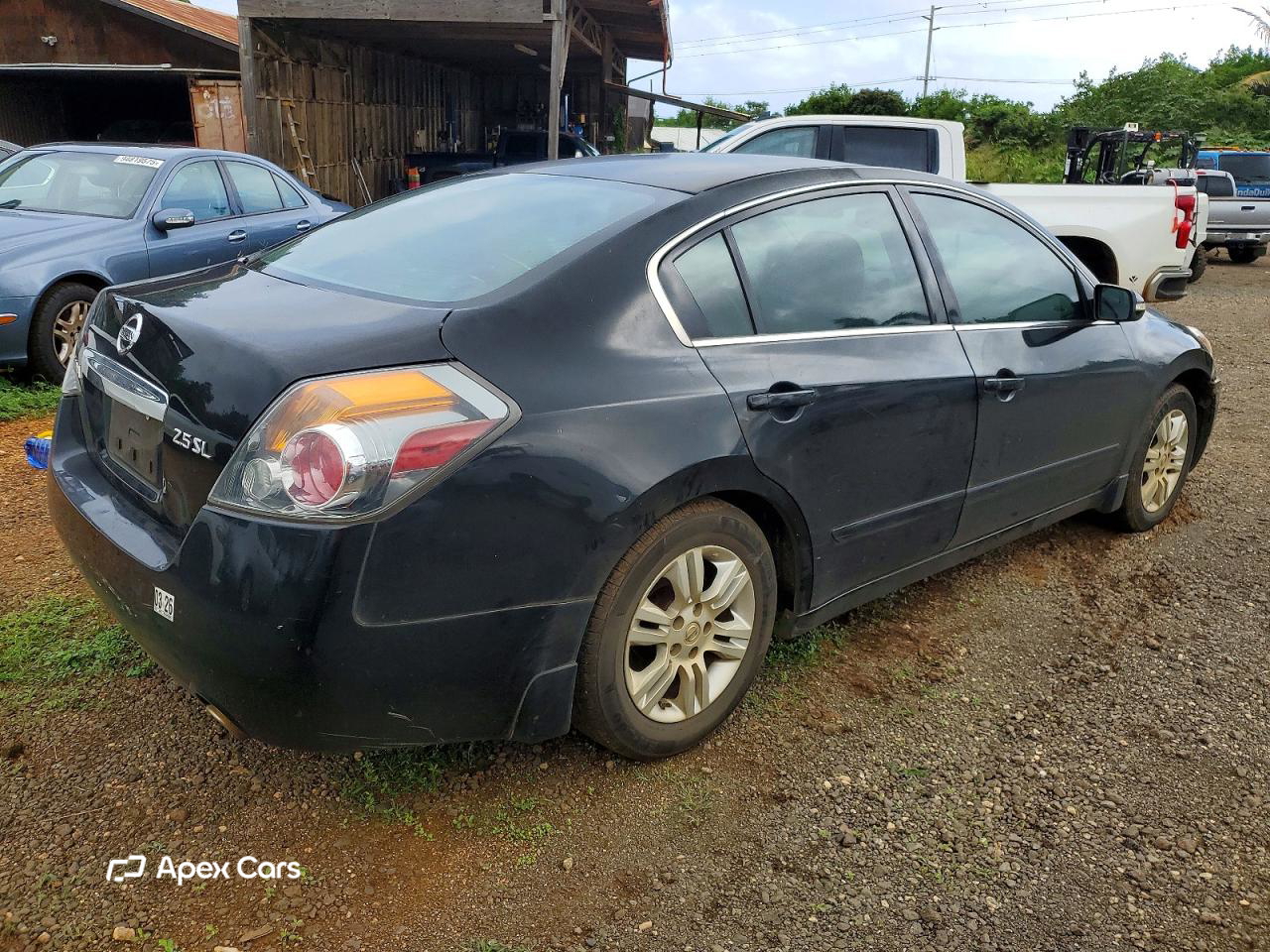 Nissan Altima 2012