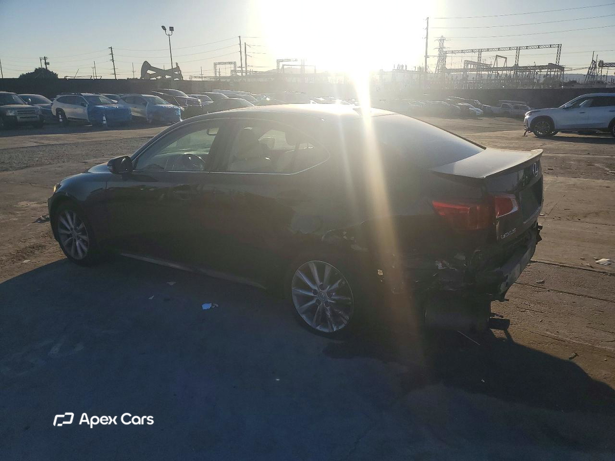 Lexus IS 2010