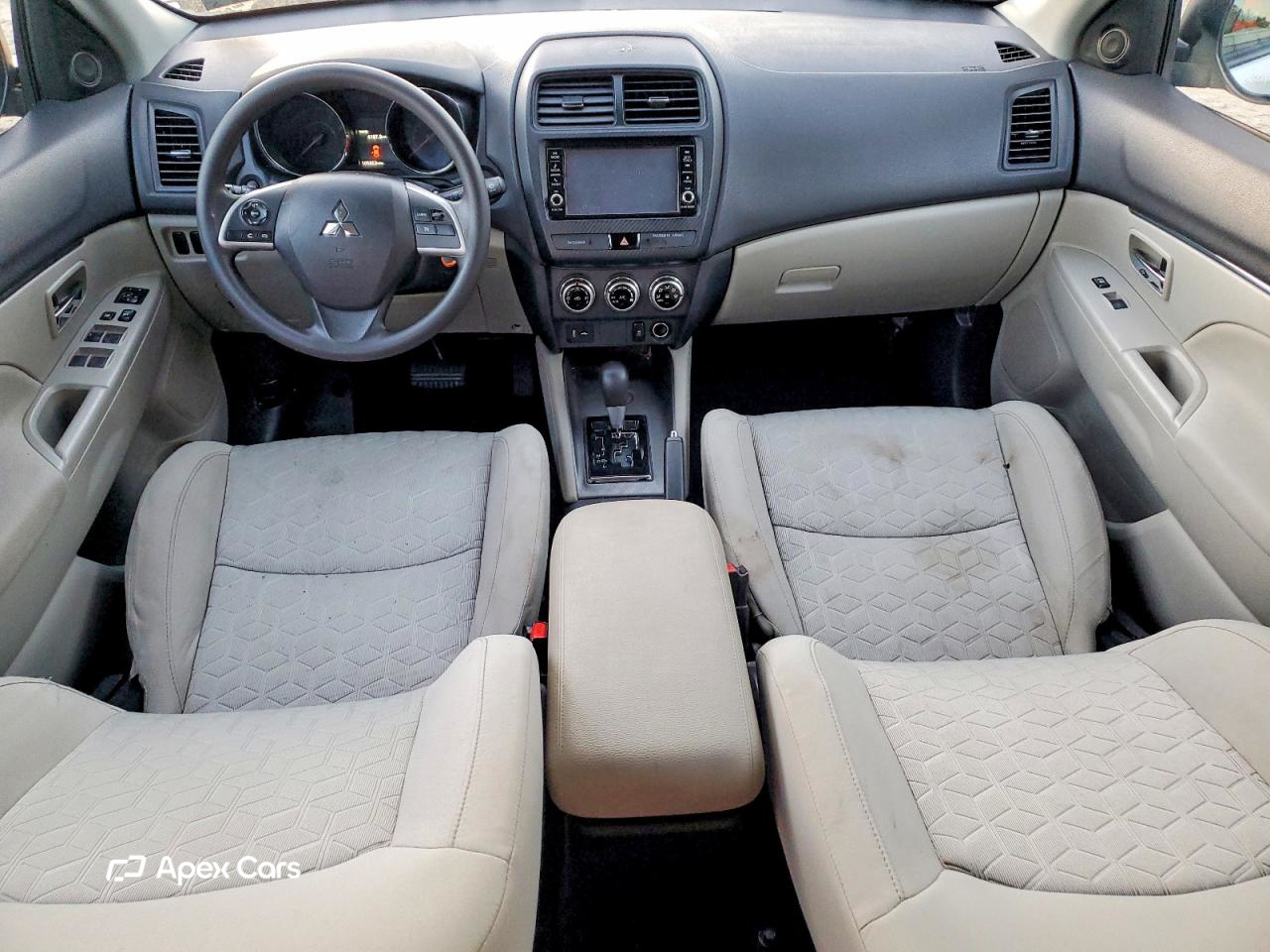 Mitsubishi Outlander 2020