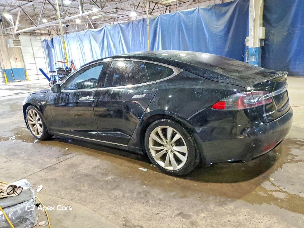 Tesla Model S 2016