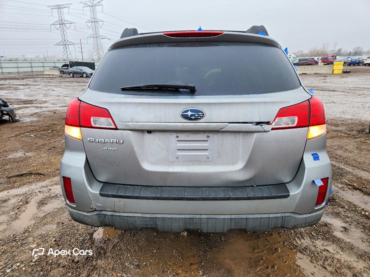 Subaru Outback 2011