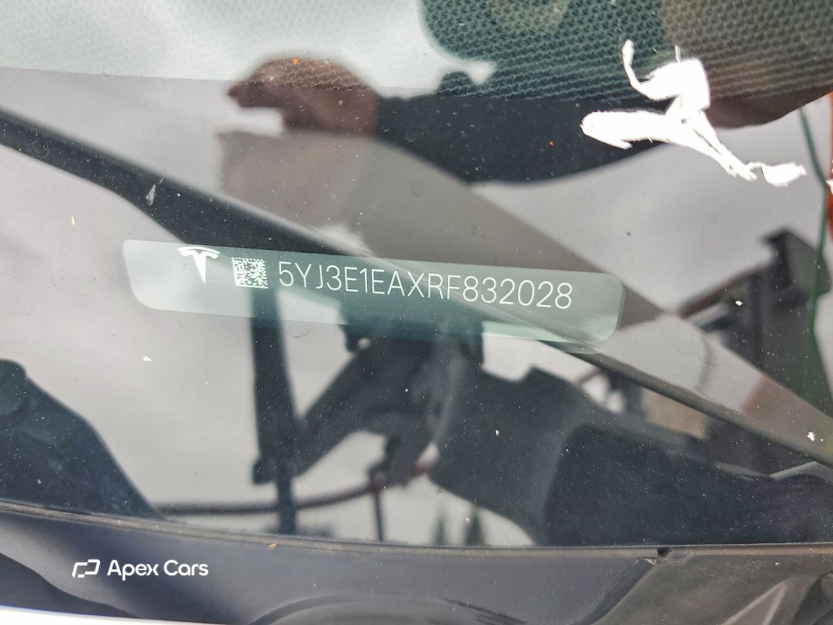 Tesla Model 3 2024