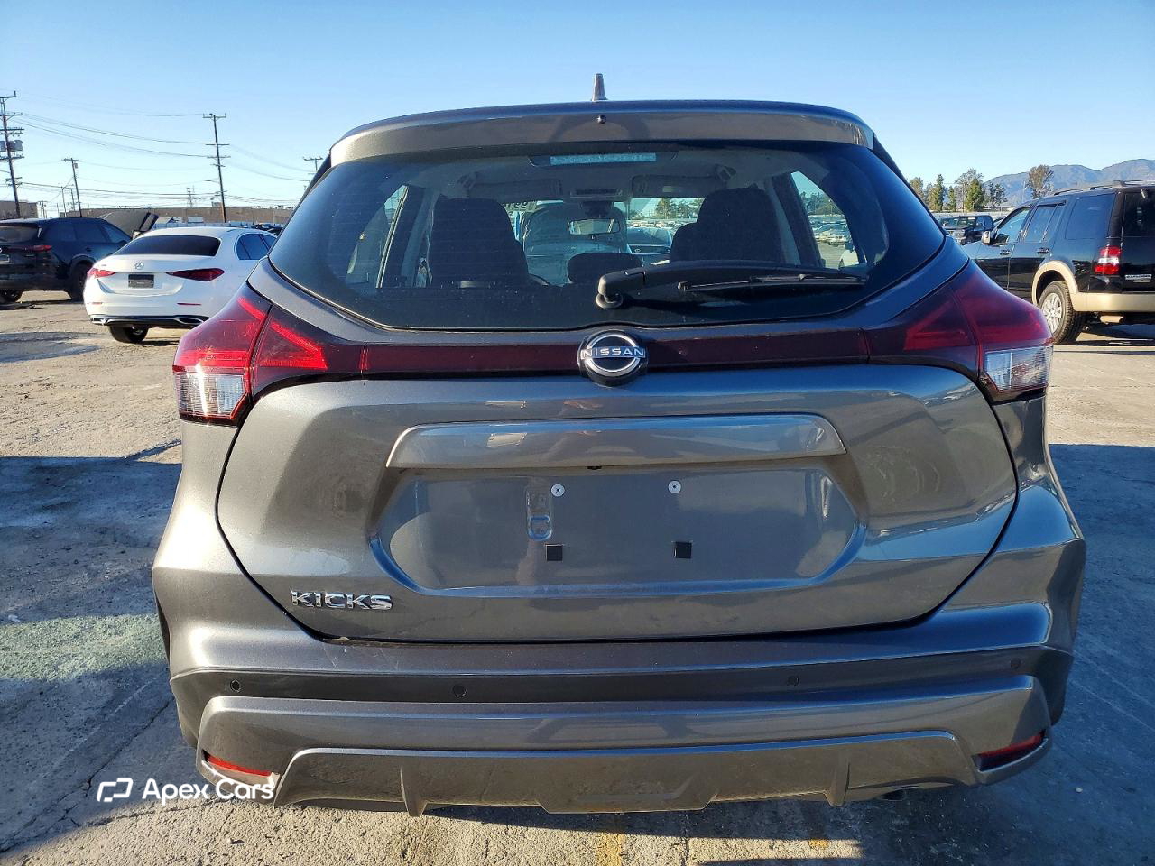 Nissan Kicks 2025