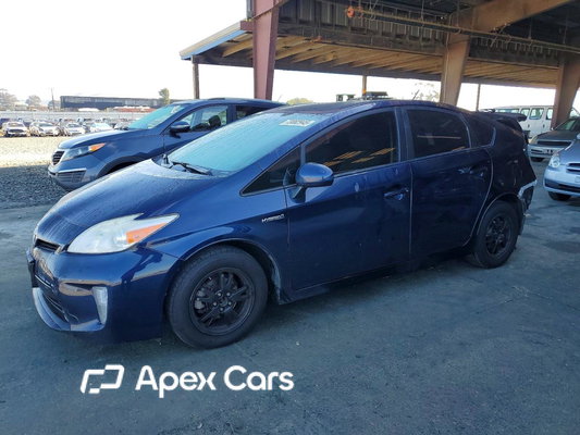 Toyota Prius 2015 - Image 1 of 13