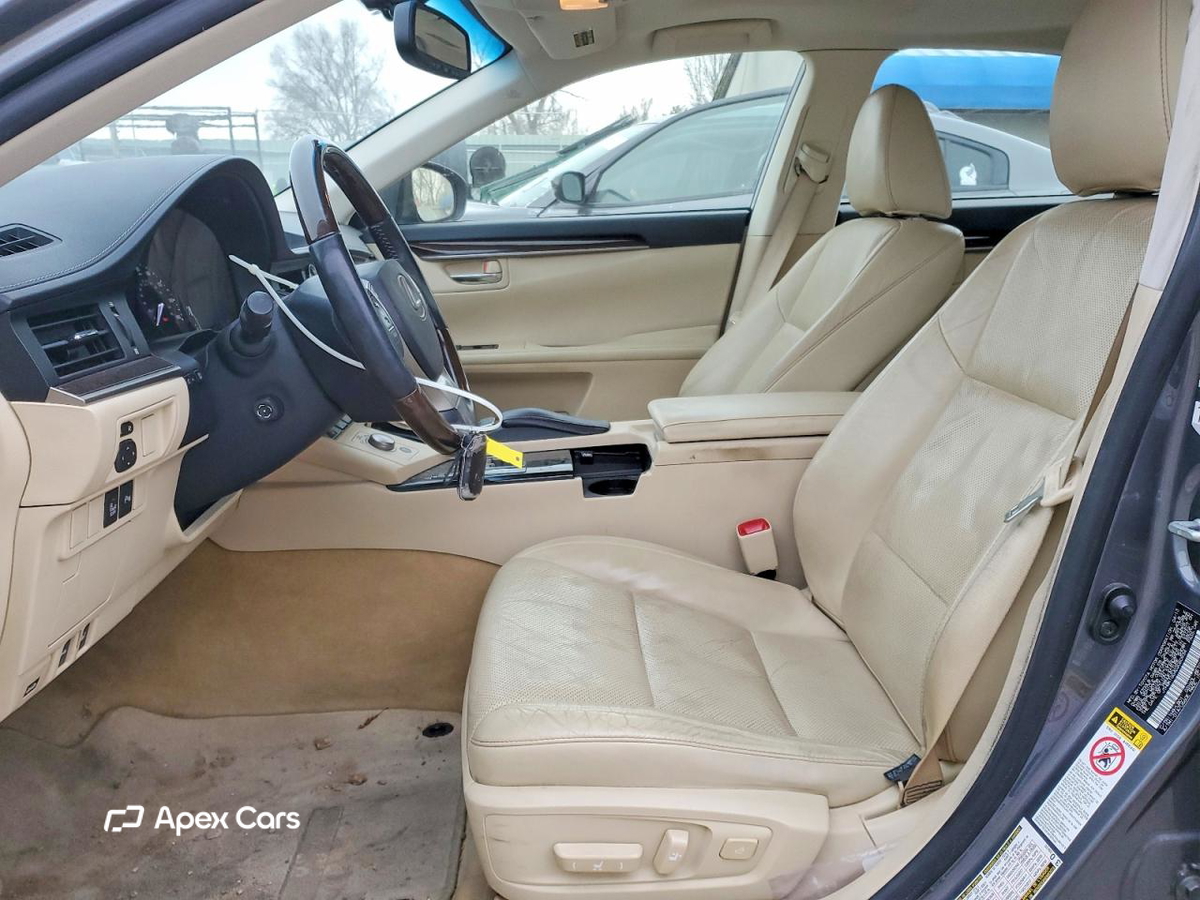Lexus ES 2013