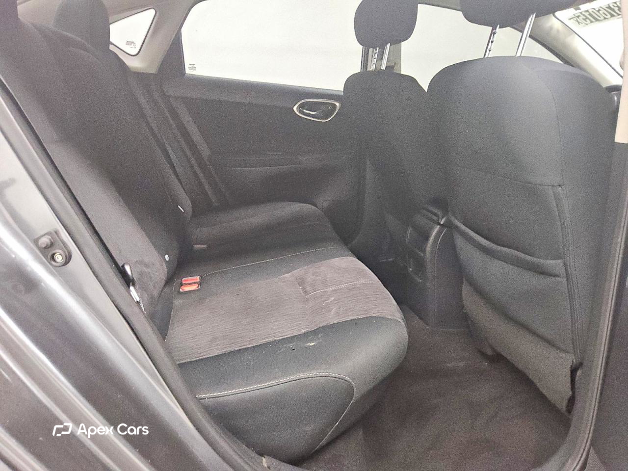 Nissan Sentra 2015