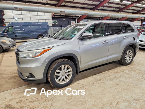 Toyota Highlander 2015 - Image 1 of 13