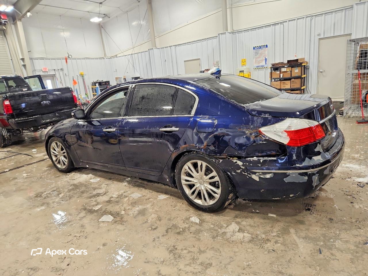Hyundai Genesis 2011