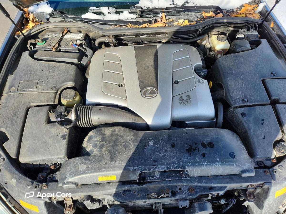 Lexus LS 2004