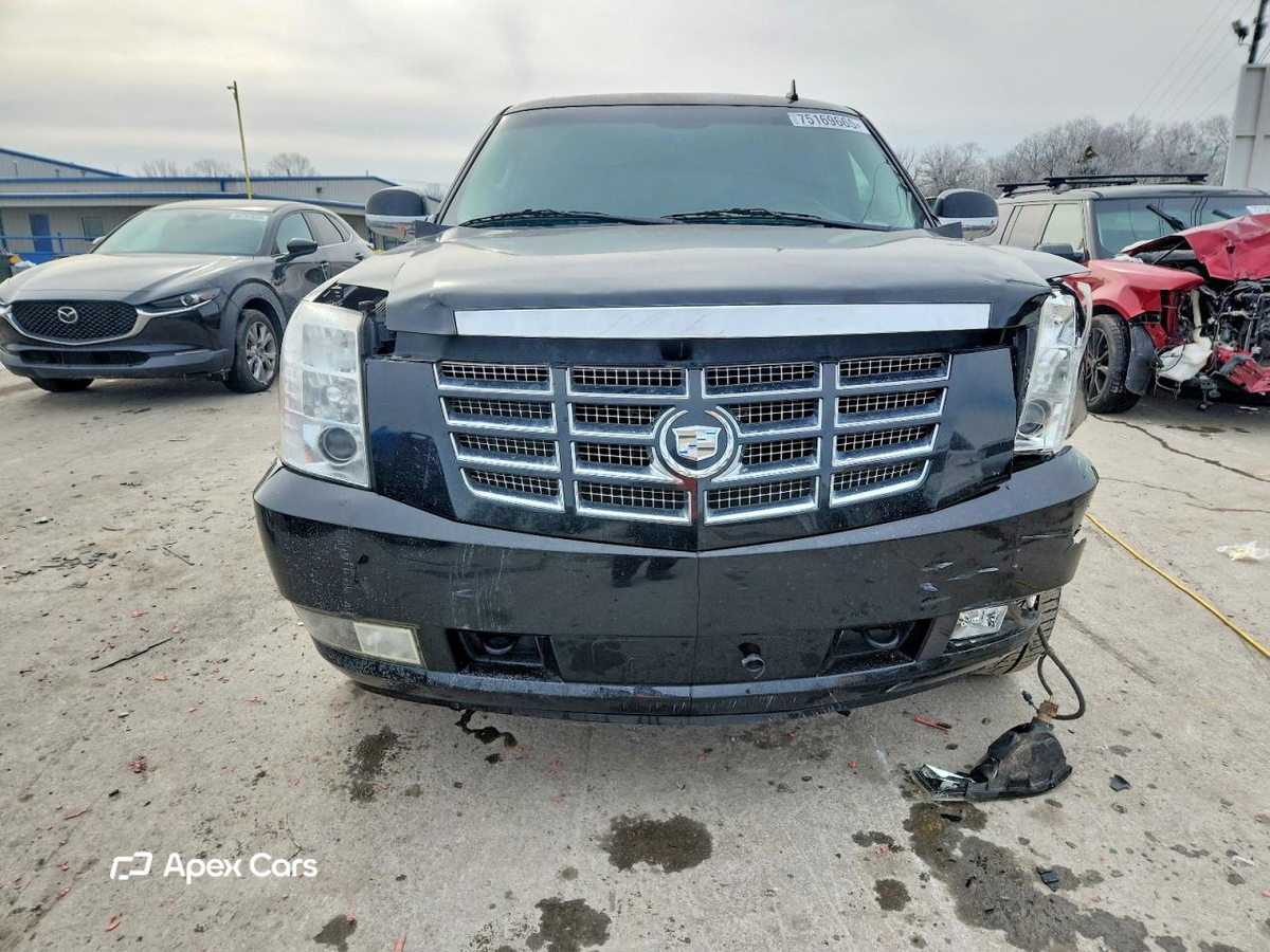 Cadillac Escalade 2011