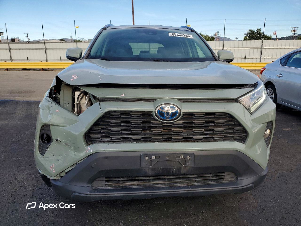Toyota RAV 4 2021