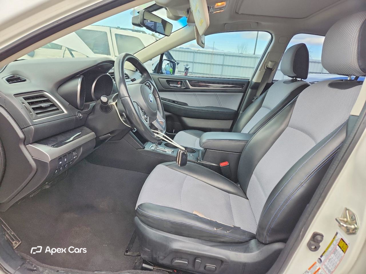 Subaru Legacy 2017