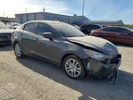 Toyota  2016
