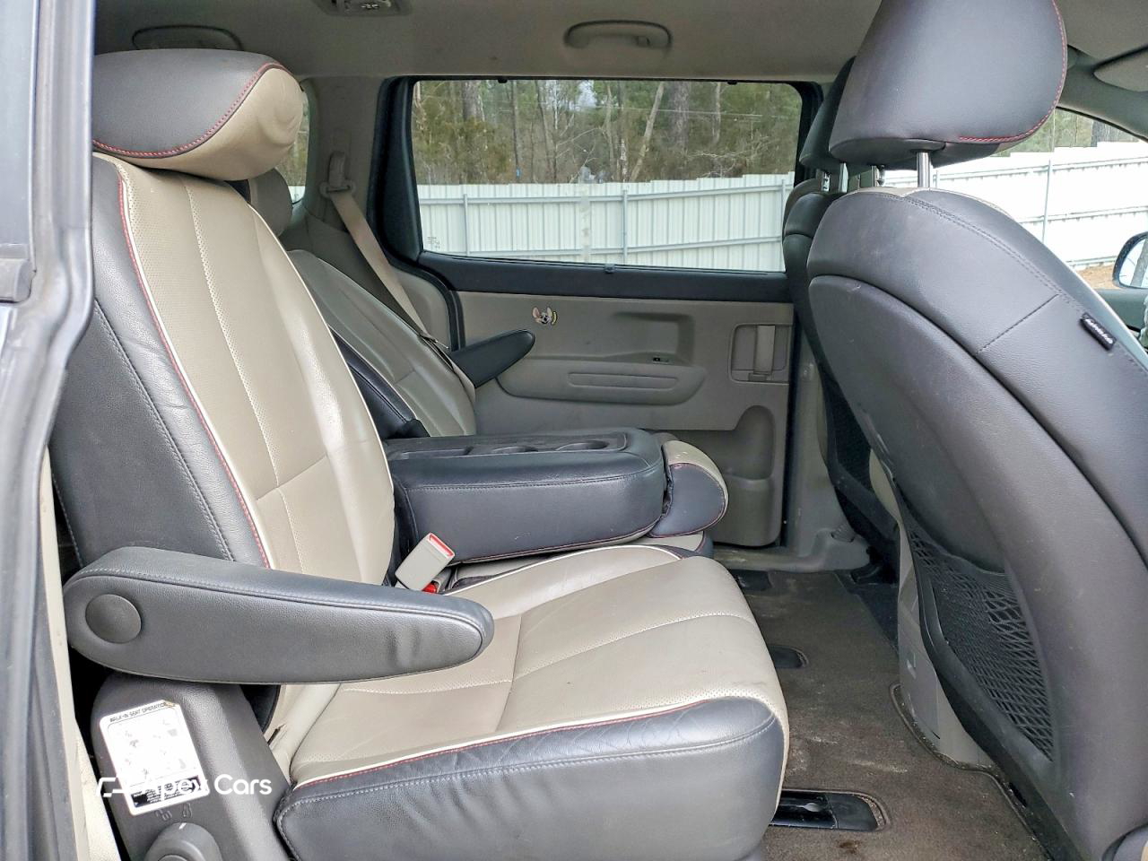 Kia Sedona 2017