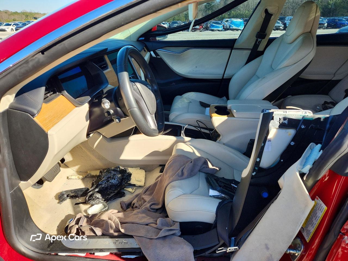 Tesla Model S 2018