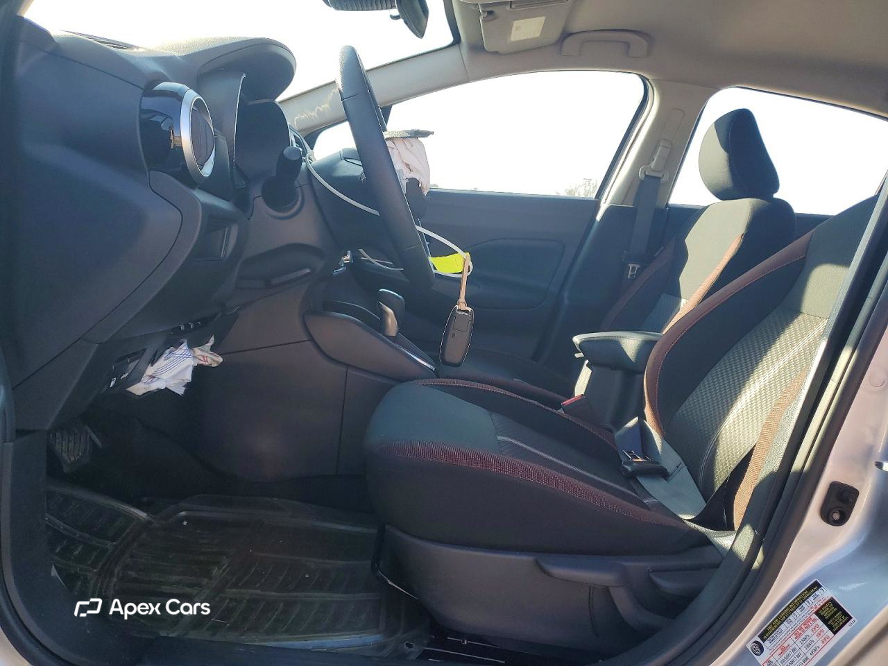 Nissan Versa 2025