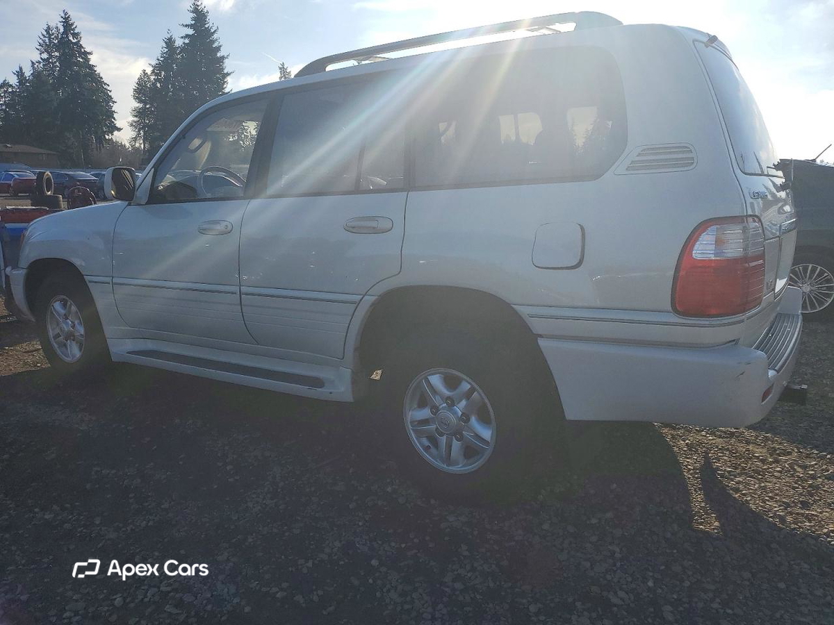 Lexus LX 2000