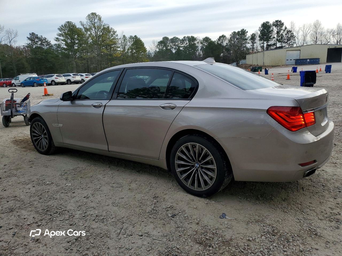 BMW Series 7 2009