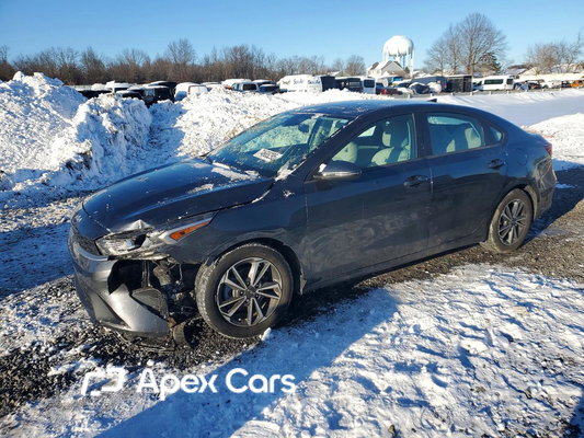 Kia Forte 2023 - Image 1 of 13