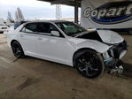 Chrysler 300 2022