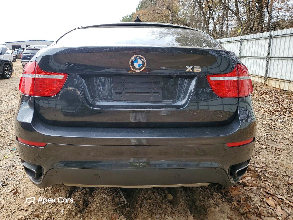 BMW X6 2011