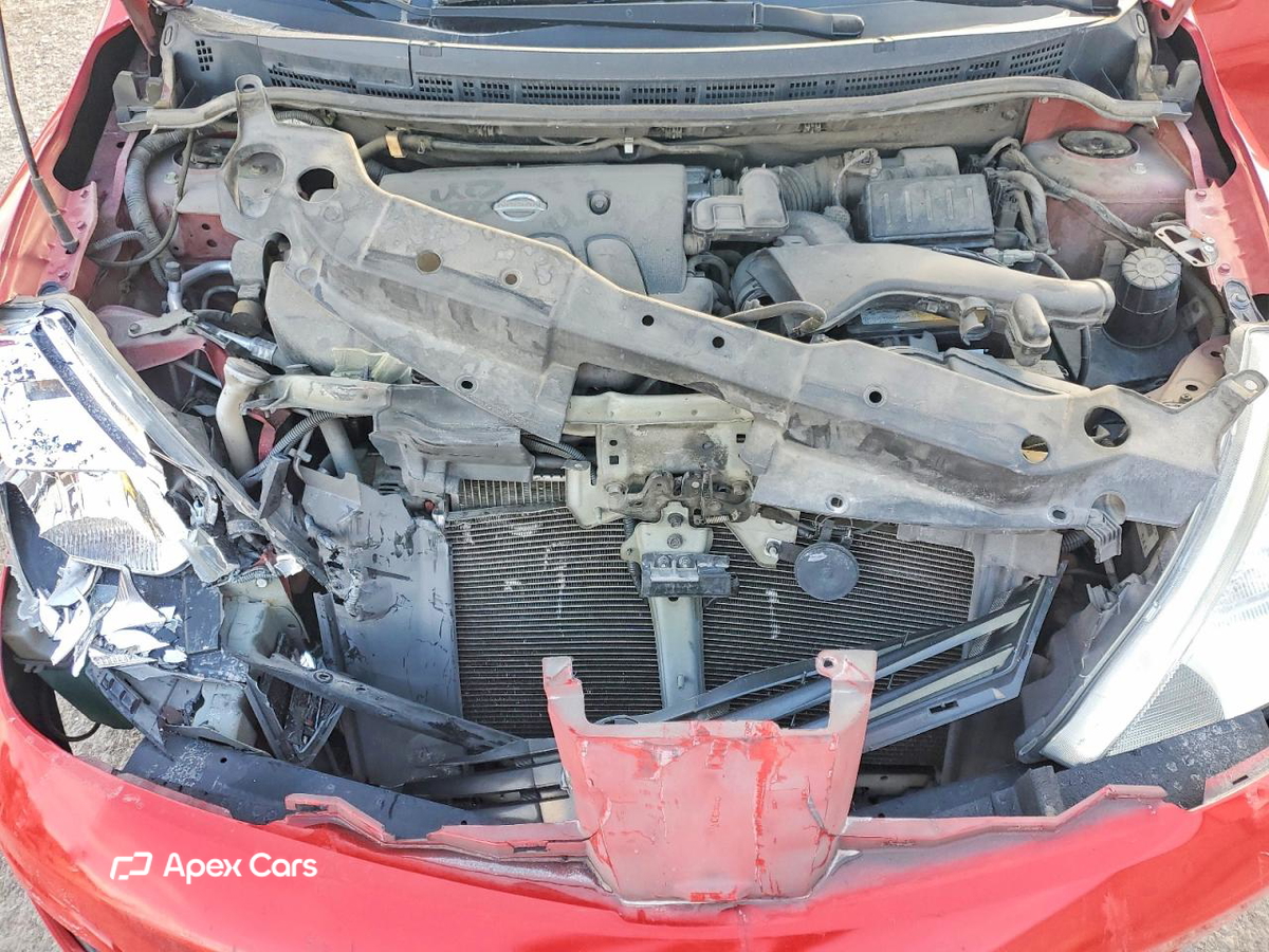Nissan Versa 2011