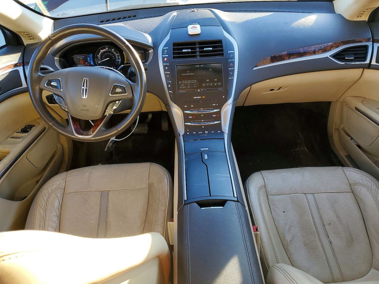 Lincoln MKZ 2015